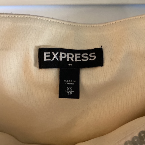 Express design skirt. Size XS. - Picture 2 of 3